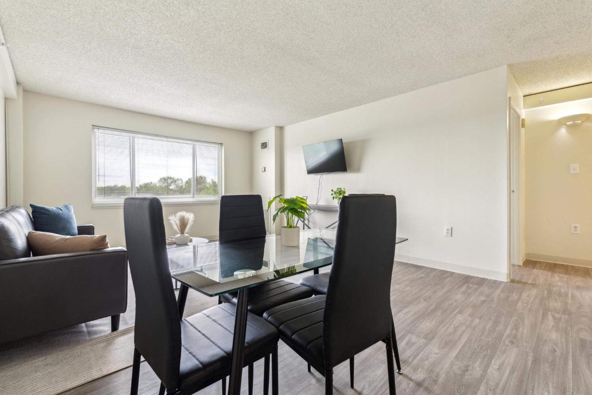 Legacy At Imperial Village 712 I 1 Bed 1 Bath